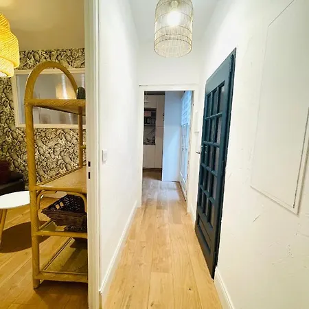 Le Trois Nourrices *