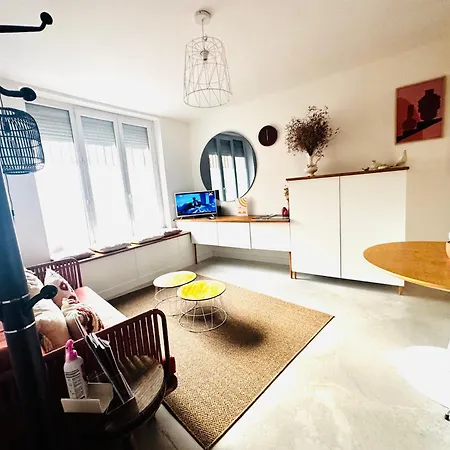 Le Trois Nourrices Apartamento *