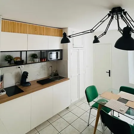 Le Trois Nourrices Apartament *