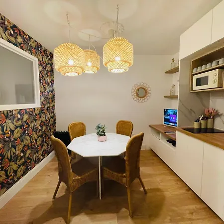 Le Trois Nourrices Apartament *